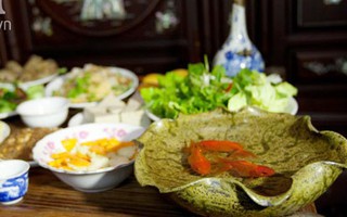 Cận cảnh lễ cúng ông Công, ông Táo chay của một gia đình Hà Nội