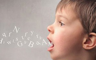 Đang nói trôi chảy tự dưng “ấp úng” thì chắc cơ thể bạn đang thiếu hai chất này rồi