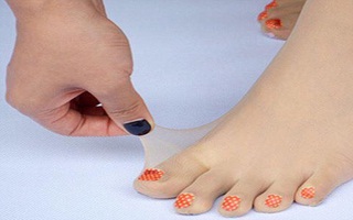Với chiếc quần tất "thần thánh" này sẽ không ít người bị lầm tưởng