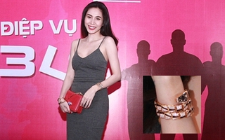 Thủy Tiên quyến rũ diện cây hàng hiệu hơn 3 tỷ đồng