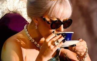 Lady Gaga không còn chán nản nhờ tình yêu