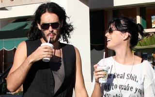 Chồng cũ Katy Perry vẫn là chỗ dựa khi cô thất tình