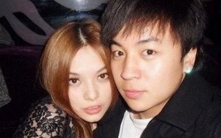 Lộ diện bạn gái mới của Thích Tiểu Long