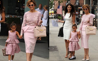 Bé con nhà Jennifer Lopez như quý cô sành điệu trên phố