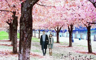 Song Hye Kyo, Jo In Sung bật khóc trong cảnh cuối "Gió đông"