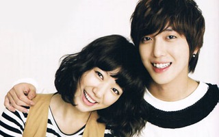 Cặp đôi "You're Beautiful" Yong Hwa - Shin Hye tái hợp