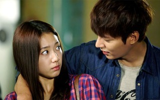 Cuộc gặp gỡ đầu tiên của Park Shin Hye - Lee Min Ho