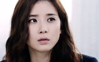 Soo Hyun (Lee Bo Young) trở lại quá khứ sau khi tự tử