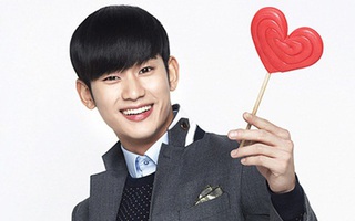 Kim Soo Hyun làm lơ bom tấn sau tin đồn "hất cẳng" đàn em