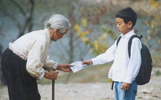 Bật khóc xem "The Way Home"