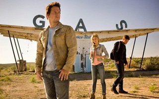 "Transformers 4" vẫn không có đối thủ
