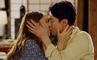 Fan "phát sốt" vì Jo In Sung, Gong Hyo Jin hôn nhau... liên tục