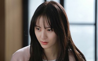 Bi Rain nhầm Krystal là "người yêu" đã khuất