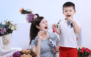 Giúp trẻ giữ thói quen đánh răng để bảo vệ sức khỏe