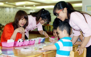Học cách chơi khoa học với con trẻ