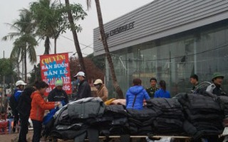 Rét đậm: Các mặt hàng chống rét "đắt như tôm tươi"