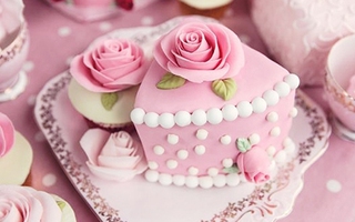 Fondant - Vị "phù thủy" của các loại bánh ngọt