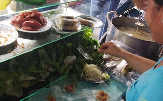 Khám phá hàng bò bía, súp cua ngon, rẻ ở Bình Thạnh