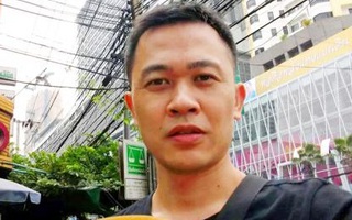 Thi thể phi công vẫn nắm chặt cần lái chiếc máy bay gặp nạn