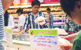 Big C ngừng bán gà dai Hàn Quốc