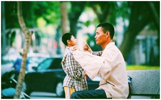 Chuyện người cha "hờ" hi sinh tất cả cho những đứa con riêng và đắng cay bên tình - bên hiếu