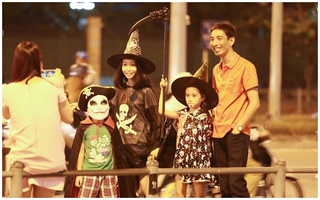 Xuống phố với gió đông và những "phù thủy nhí", "tiểu quỷ" vui chơi Halloween 