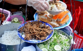 Những món ăn vặt không thể bỏ qua khi đến Đà Nẵng