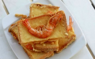 Bữa sáng đổi món với bánh mì chiên tôm giòn thơm ngon tuyệt