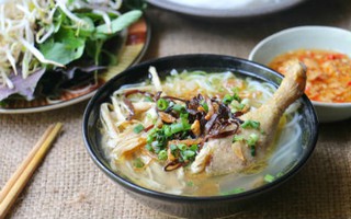 Bún măng vịt mát lành cho ngày chán cơm