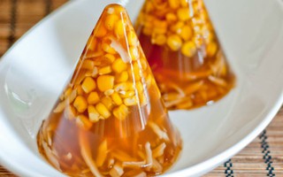 Ngon mê mẩn với món thạch ngô trong suốt cực lạ!