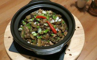 Cà tím om sốt tiêu đen ấm nồng cho ngày gió về