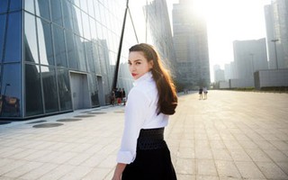 Những hình ảnh mới nhất của Hà Hồ tại Bắc Kinh