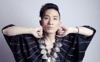 Tùng Dương: "Đừng ảo tưởng mang chuông đi đánh xứ người"