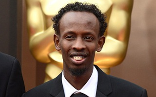 Diễn viên xuất sắc "Captain Phillips" phải mượn quần áo để đi dự Oscar