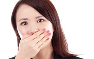 Bí kíp chữa dứt hôi miệng chỉ bằng cách bấm 1 vị trí duy nhất cực kỳ đơn giản