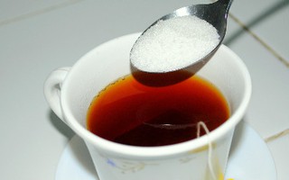 Nếu không cẩn thận bạn sẽ biến trà thành thuốc độc với những cách thưởng trà thế này