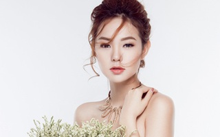 Minh Hằng khoe vai trần đẹp hút hồn