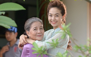 Minh Hằng tái hợp bà nội "Vừa đi vừa khóc"