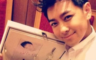 Lâm Chí Dĩnh phủ nhận việc "mua gian bán lận"
