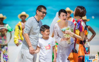 “Tống Mỹ Linh” Tưởng Cần Cần lãng mạn kỷ niệm 8 năm ngày cưới