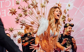 10 diễn biến chính mà bạn không thể bỏ qua tại Victoria's Secret show 2015 