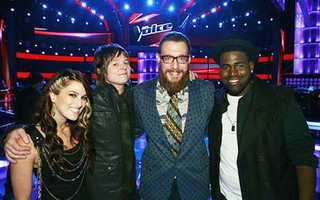 The Voice US top 4: "Mưa" lời khen