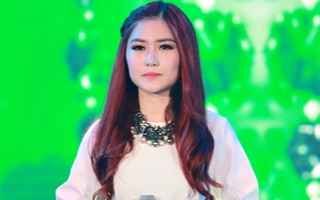 Gương mặt thay đổi, Hương Tràm xuất hiện "buồn rười rượi" sau scandal