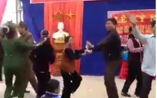 Clip các cụ già nhảy "bốc lửa" trong lễ thành lập làng gây sốt