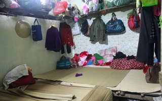 Khu ổ chuột Hà Nội: 11 phụ nữ sống trong phòng 9m2