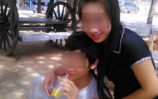 Đón vợ đi làm về, chồng bị ô tô đâm nguy kịch, vợ tử vong