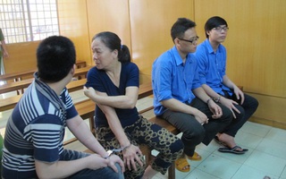 Cậu ấm Sài Gòn rủ bạn về nhà trộm két sắt đầy vàng