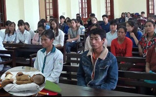 Nỗi đau cha mẹ chứng kiến con trai mới 15 tháng tuổi bị chú ruột ném chết vì phê ma túy