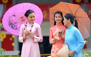Mùng 1 Tết, 12 cung Hoàng đạo nên gặp ai để may mắn cả năm?