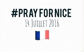 Khi Pháp tràn ngập đau thương, cả thế giới lại hashtag #PrayForNice để sát cánh cùng người dân Pháp